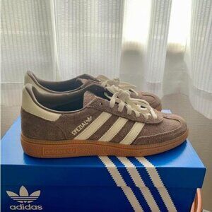 NWT Women's Adidas Handball Spezial Shoes Brown White